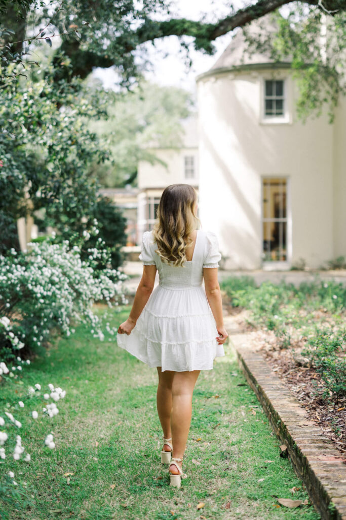 Senior pictures at UL Alumni Center, photographed by Morgan Alysse Photography