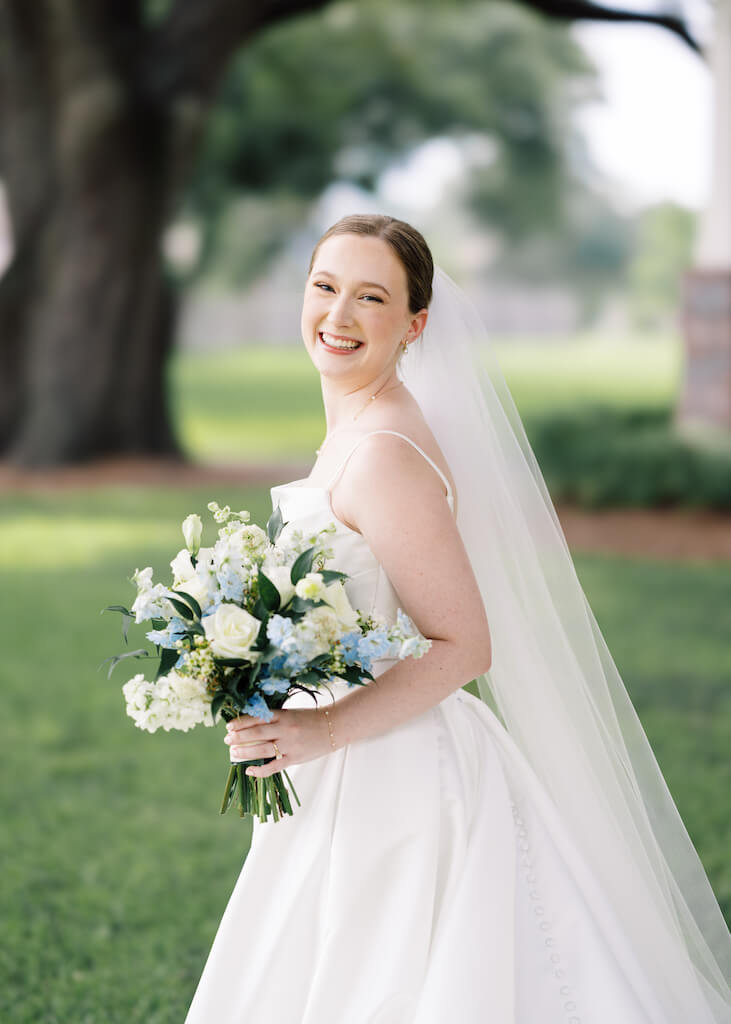 Bridal portrait at Olivia and Landon's Oak Crossing Wedding in Lake Charles, LA, photographed by Morgan Alysse Photography.