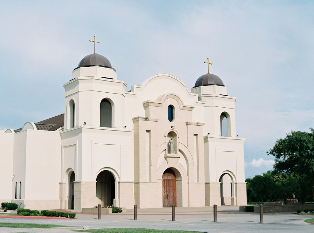 Image of St. Martin De Porres Catholic Church in Lake Charles, Louisiana, on Olivia and Landons Oak Crossing Wedding Day, photographed by Morgan Alysse Photography.