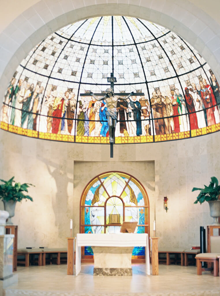 Image of St. Martin De Porres Catholic Church in Lake Charles, Louisiana, on Olivia and Landons Oak Crossing Wedding Day, photographed by Morgan Alysse Photography.