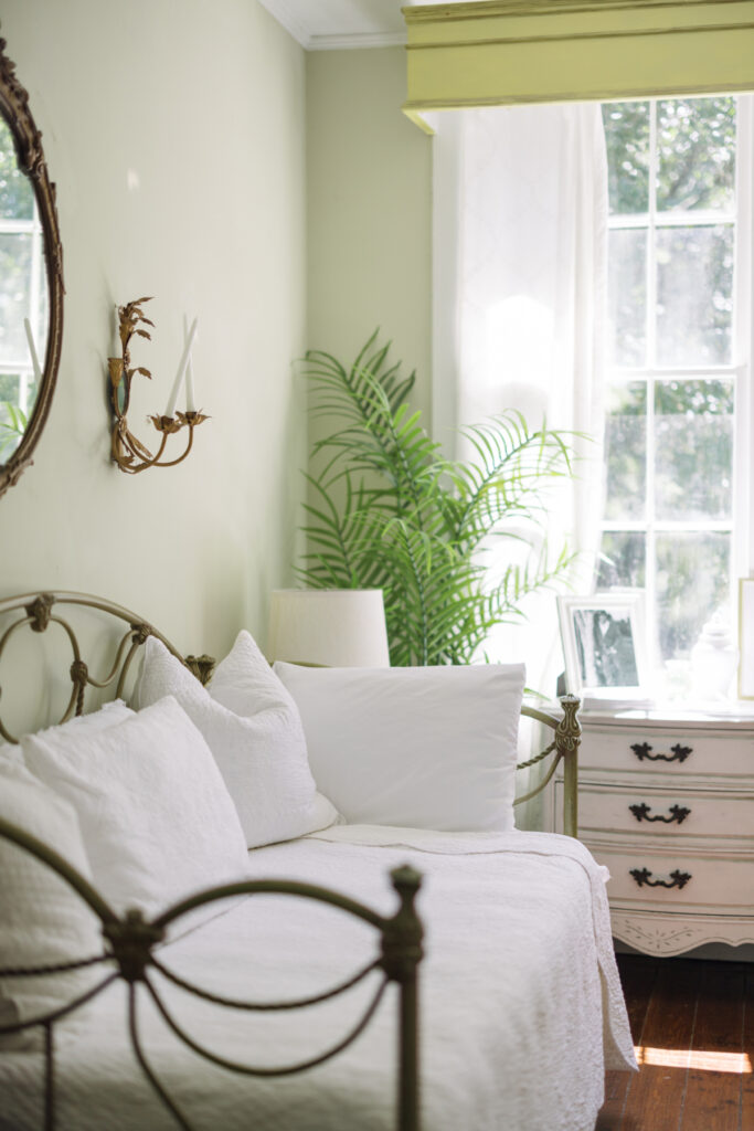 Getting ready room in a historic home in Opelousas, LA