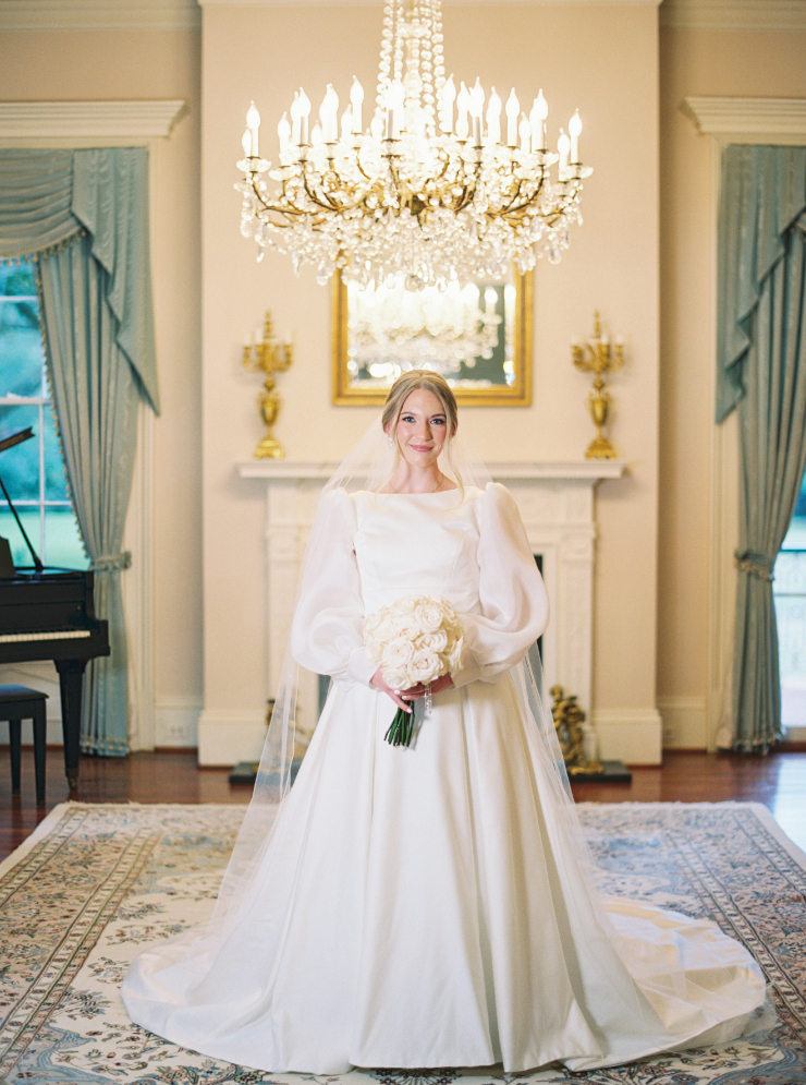 Bridal portrait photo with a white rose bouquet at Arlington Mansion taken by Morgan Alysse Photography