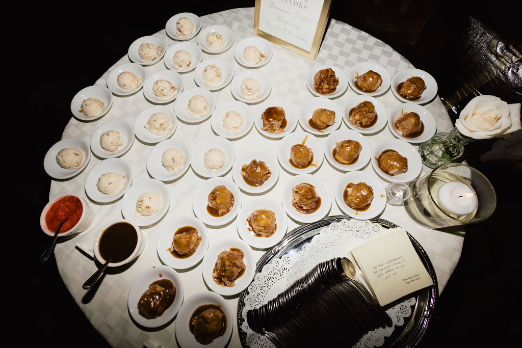 Elegant black and white wedding decor at Maison de Tours