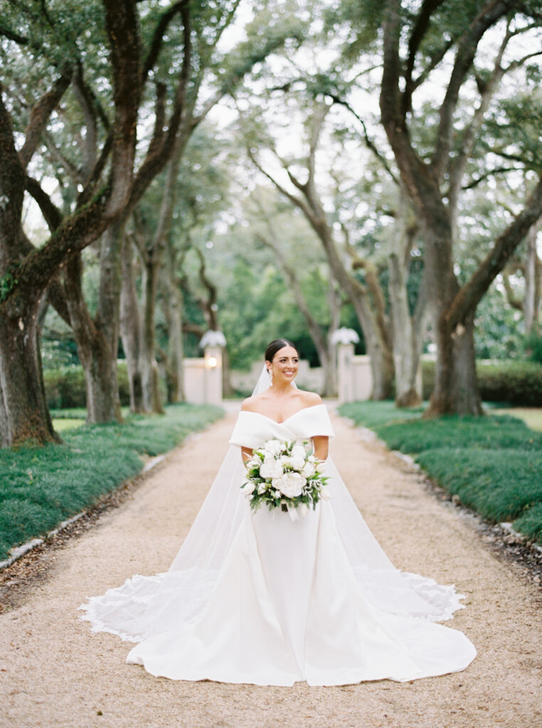 Classic and timeless bridal session at Longue Vue House and Gardens.