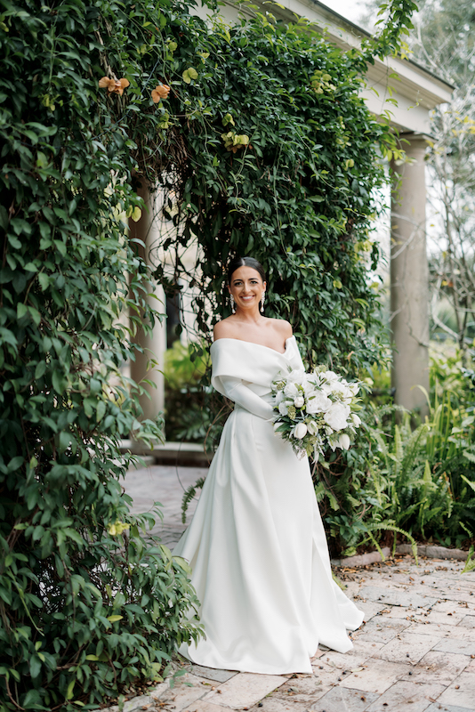 Dreamy bridal photography at Longue Vue House and Gardens.