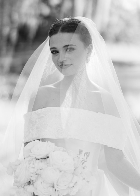 Editorial-style bridal portraits at Greenwood Plantation in Louisiana.