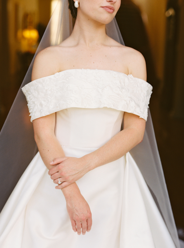 The perfect balance of history and elegance in this Louisiana bridal portrait session.