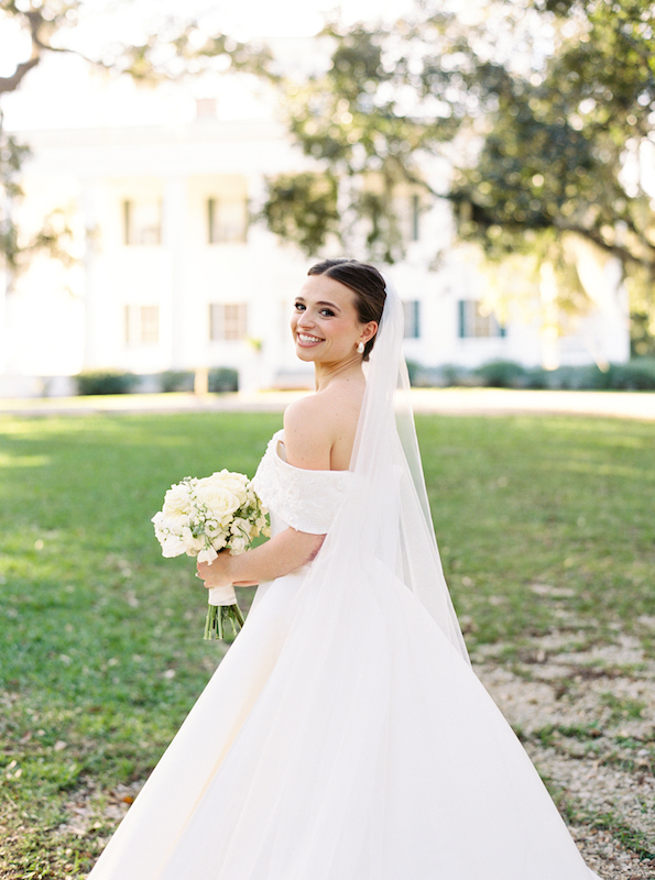 Editorial-style bridal portraits at Greenwood Plantation in Louisiana.